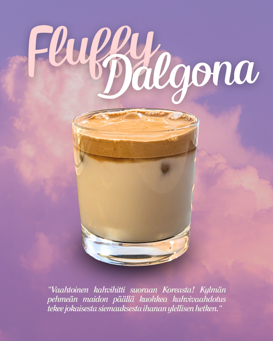 Fluffy Dalgona erikoiskahvi kauniissa kupissa - Lounge Turku gluteeniton kahvila